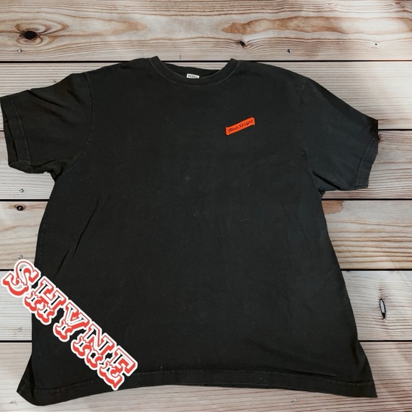 Red stripe  T Shirt  Funny - good condtion -  Fits smaller than Xl - Picture 2 of 3